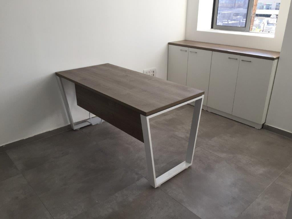 שולחן עבודה דגם טרפז - new-office-masters